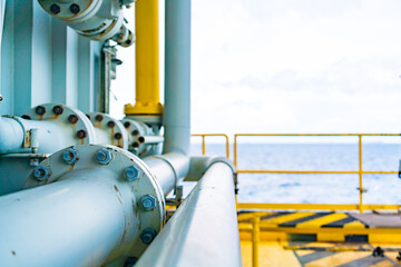 .The flanges and pipes are welded to a used Vessel that has begun to rust with heavy metal anchor...