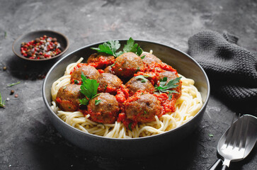 Spaghetti with Meatballs in Tomato Sauce, Italian Pasta
