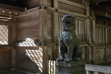 神社の狛犬／獅子