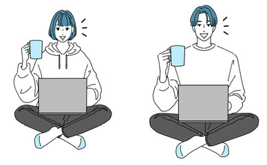 ノートパソコンを使う笑顔の男女