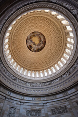 Vertical shot of the canopy of the dome (with the fresco paining of The Apotheosis of Washington)...