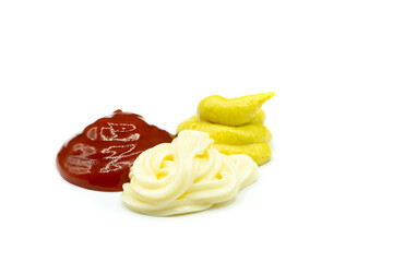 Ketchup Mayonnaise und Senf isoliert auf weiß Hintergrund 