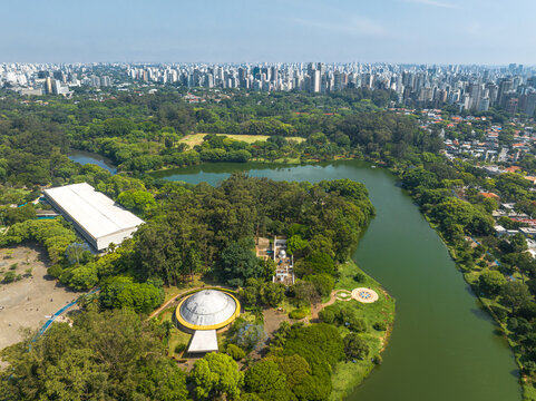 Vista a&eacute;rea dos bairros Jardim Paulista, Vila Ol&iacute;mpia e Vila Mariana. Nos arredores do Parque Ibirapuera. S&atilde;o Paulo, SP.