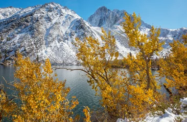 Fotobehang Lake in Sierra Nevada © Galyna Andrushko