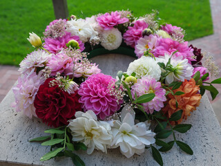 Dahliengesteck im Herbst