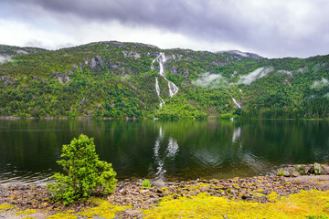 Fototapeta premium The scenic Langfossen