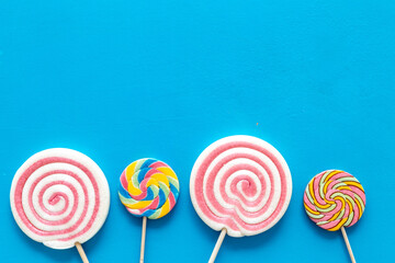 Food pattern with candies and lollipop. Sweet food and candies background
