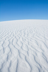 Fototapeta na wymiar white sand dune in new mexico
