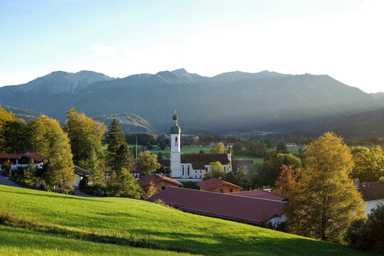 Die Kirche von Elbach in Oberbayern