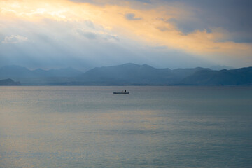 Tramonto al lago di garda.