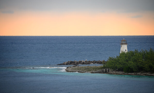 Nassau Harbor Lighthouse