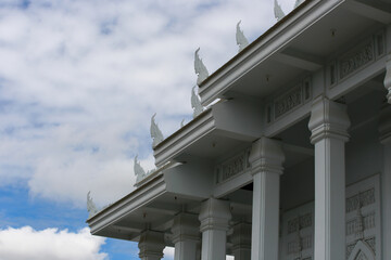 하얀색이 너무 아름다운 태국의 사찰, 왓 폰 프라파 니밋, วัดพรประภานิมิต, 파타야,좀티엔, 촌부리 지역에 있음.
