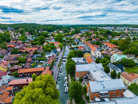 Trosa is an idyll of old fine wooden houses and a beautiful canal
