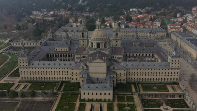 ESCORIAL MONASTERY IN MADRID (SPAIN) BACK