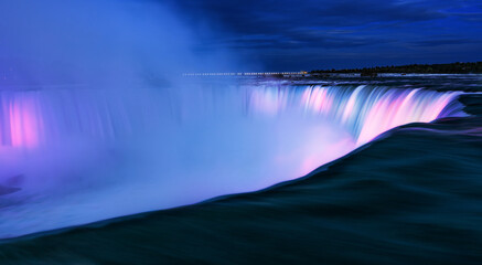 Niagara Falls von Ontario, Canada - obrazy, fototapety, plakaty