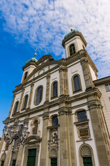 Fototapeta na wymiar L' Église des Jésuites de Lucerne en Suisse