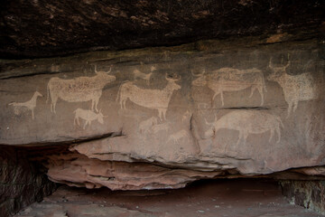 Cave paintings of the Abrigo de los Toros del Prado del Navazo, Pinares Rodeno, Sierra de Albarracín, Albarracín, Aragón.