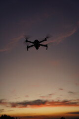 Dron en atardecer