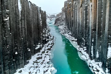 Foto op Plexiglas studlagil en islande © ed