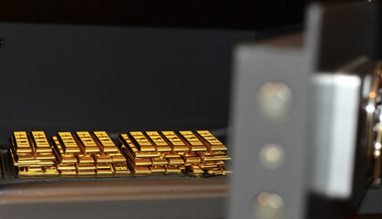 Safe is a safe for storing valuables and gold bars.