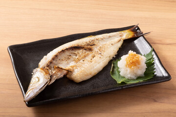 かますの開きの塩焼き