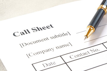 予約受付管理表（Call-Sheet）を記入して予約管理業務を行う