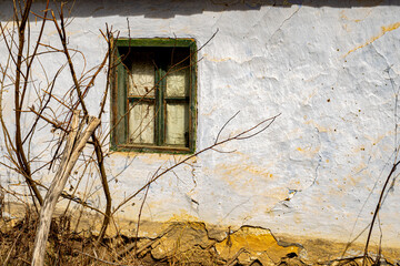 Romanian traditional wooden clay house abandoned