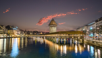 Chapel Bridge across the Reuss River in Lucerne Switzerland - obrazy, fototapety, plakaty