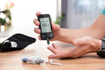 Diabetes doing sugar blood test