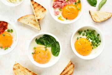 Eggs en cocotte (baked eggs)
