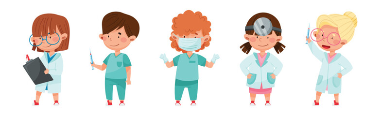 Obraz premium Kid Character Playing Doctors and Nurse Vector Set
