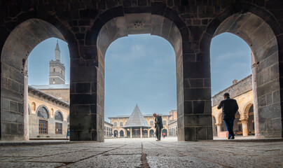 Ulu Mosque, which is located in Diyarbakır and has hosted many civilizations