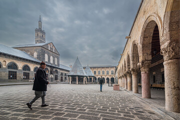 Ulu Mosque, which is located in Diyarbakır and has hosted many civilizations