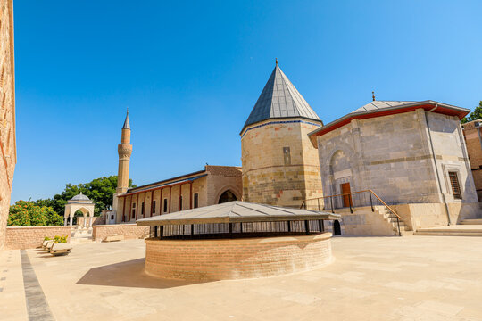 Alaeddin Keykubad Mosque in Konya is embraced by a spacious courtyard bordered by elegant colonnades, offering serene escape from the city's hustle. Inviting visitors to explore its spiritual essence.