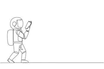 Single one line drawing astronaut walking reading the book. Gesture of memorizing something from a book. Read anywhere. Addicted to reading. Book festival. Continuous line design graphic illustration