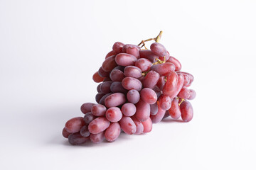 red grape big bunch on white - 668529292