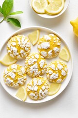 Lemon crinkle cookie