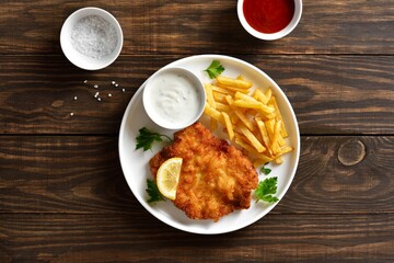 Weiner schnitzel with potato fries