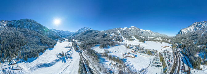 Winter im Stillachtal bei Oberstdorf im Allg&auml;u, 360 Grad Rundblick