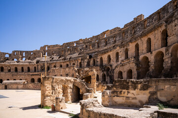 Fototapeta na wymiar El Jem Coliseum. The largest Roman amphitheater in Africa. Unesco World Heritage.