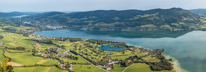 Blick von der Drachenwand auf den Mondsee