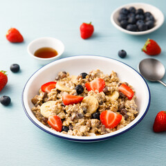 Traditional overnight oats with berries and banana