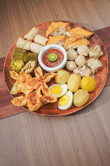 Siomay, dimsum, batagor, this food is very popular with everyone who tastes its deliciousness, in Asia it is very popular, especially in Indonesia