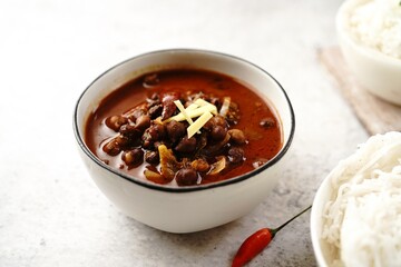 Kala Channa or Black chickpeas | Kerala Kadala curry served with rice and idiyappam