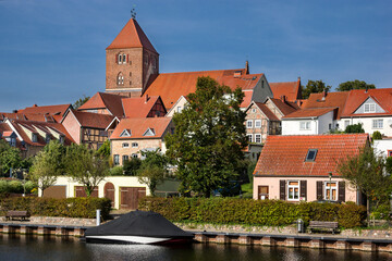Obraz premium Müritz-Elde-Wasserstraße Stadt Plau am See