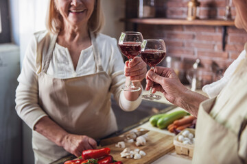 Old couple in the kitchen