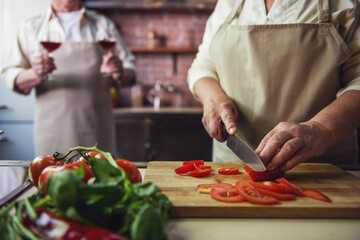 Old couple in the kitchen