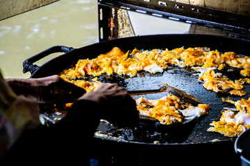 Float Market, Boat, Local Life, merchant, Thai food, Fried Oyster with Egg, Hoi Tod
