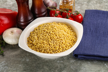 Dry ptitim heap in the bowl