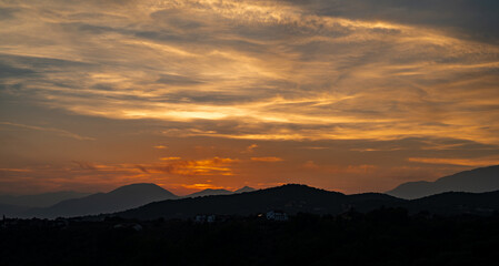 Spectacular photographs of sunsets in Molise, Italy